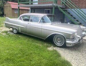 Cadillac Series 62 Coupe Coupe 1957