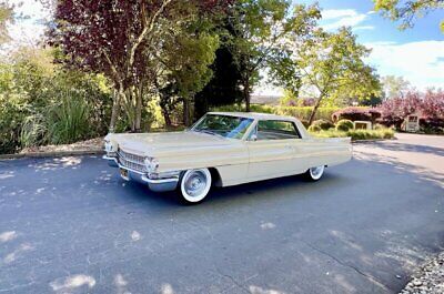 Cadillac-Series-62-Coupe-Coupe-1963-14