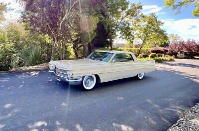 Cadillac-Series-62-Coupe-Coupe-1963-15