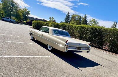 Cadillac-Series-62-Coupe-Coupe-1963-9