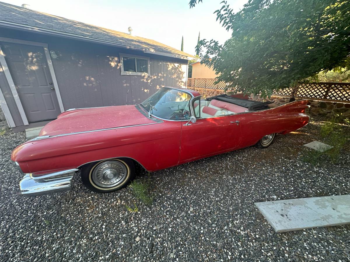 Cadillac-Series-62-convertible-1959