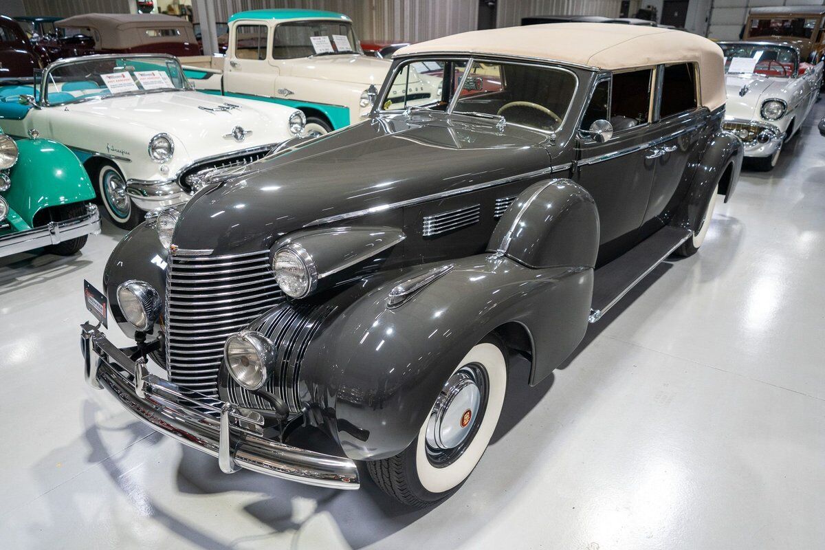 Cadillac-Series-75-Cabriolet-1940-4