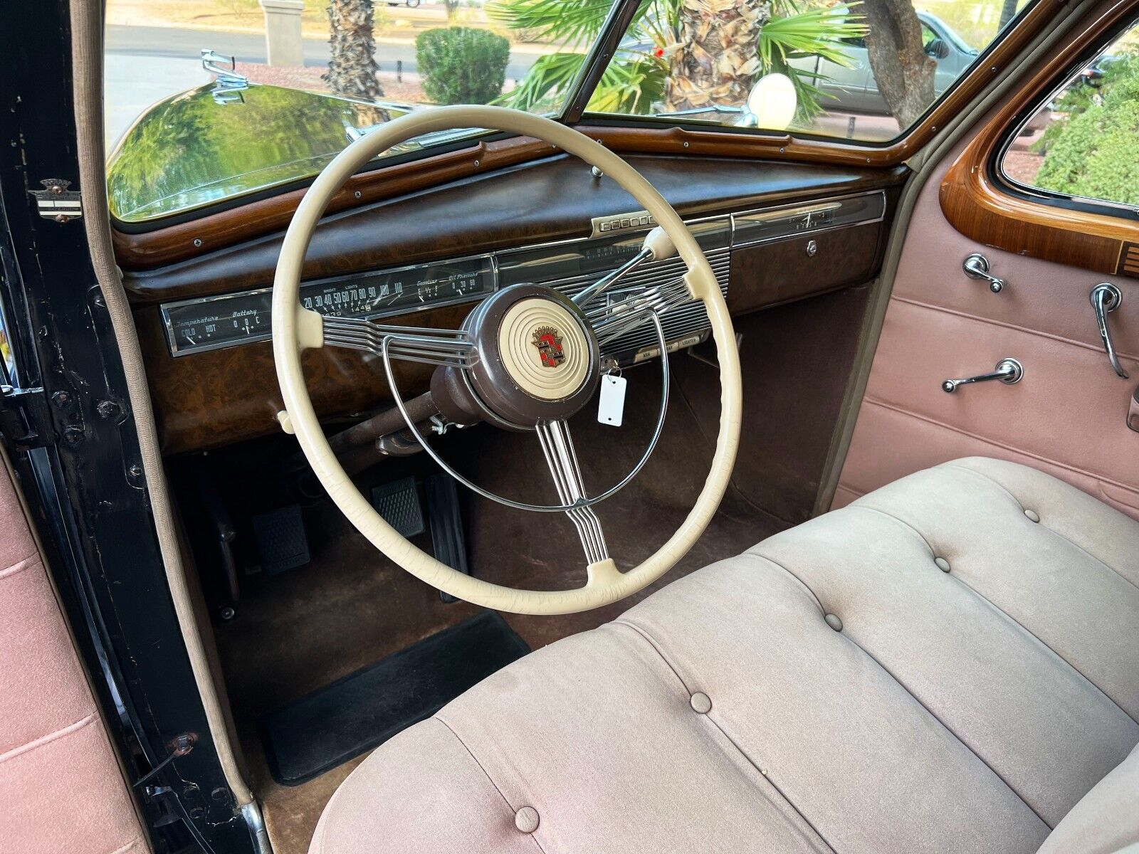 Cadillac-Series-75-Limousine-1939-9