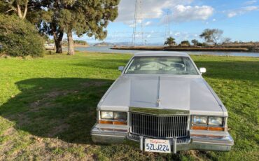 Cadillac-Seville-1980-1