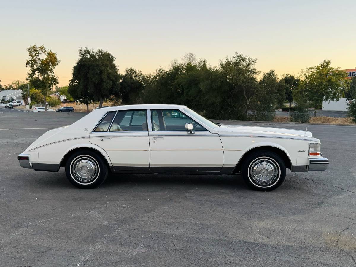 Cadillac-Seville-1985-5