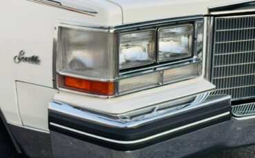 Cadillac-Seville-1985-8