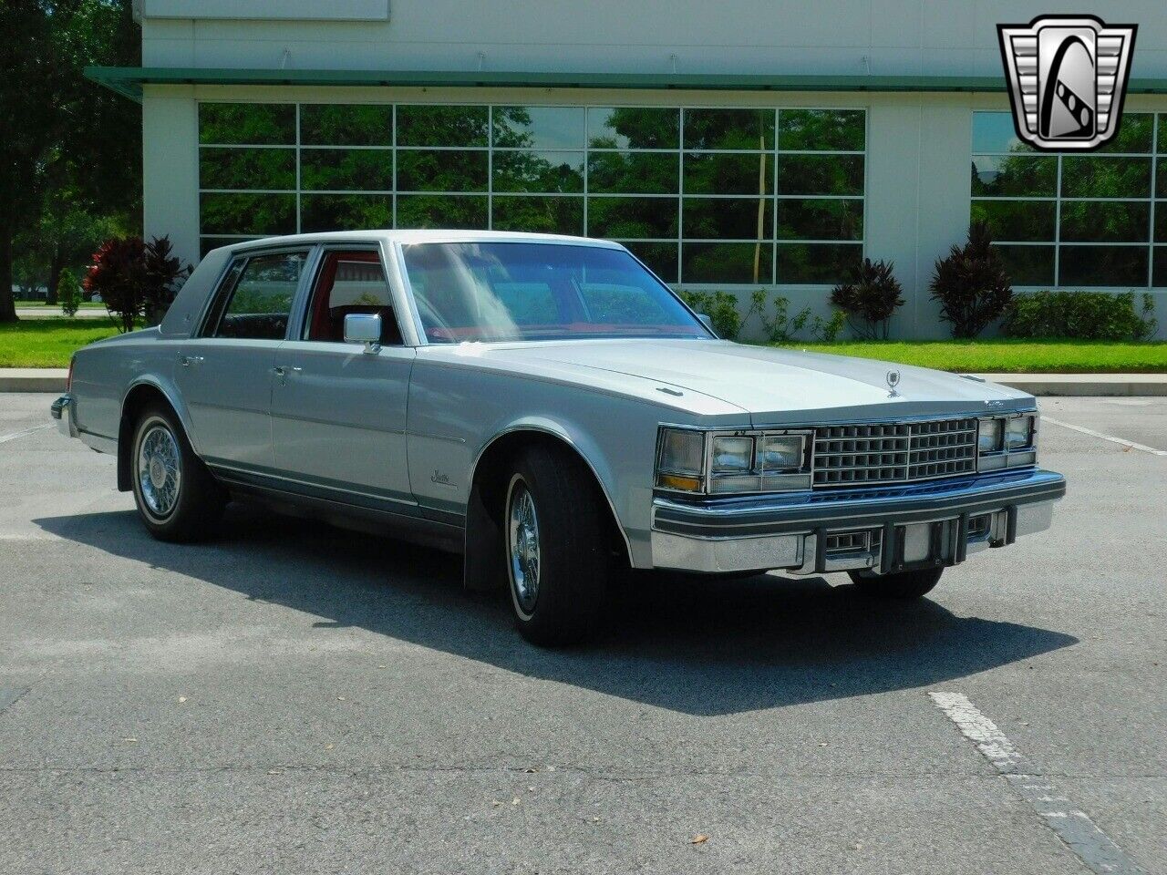 Cadillac-Seville-Berline-1976-8