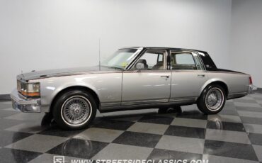 Cadillac-Seville-Berline-1978-6