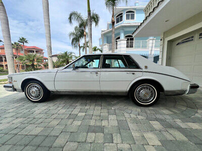 Cadillac-Seville-Berline-1985-15