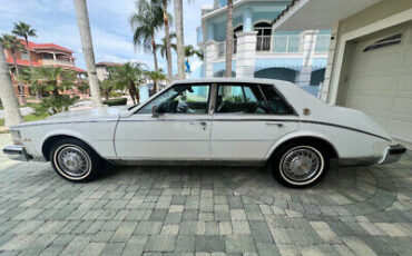 Cadillac-Seville-Berline-1985-16