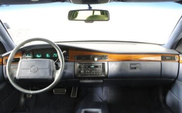 Cadillac-Seville-Berline-1992-10