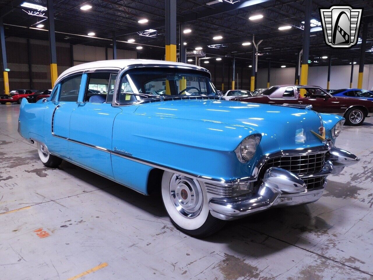 Cadillac-Sixty-Special-1955-6