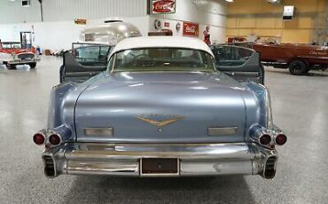 Cadillac-Sixty-Special-1957-6