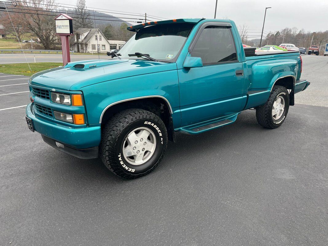 Chevrolet 1500 REGULAR CAB SHORT BED  1994