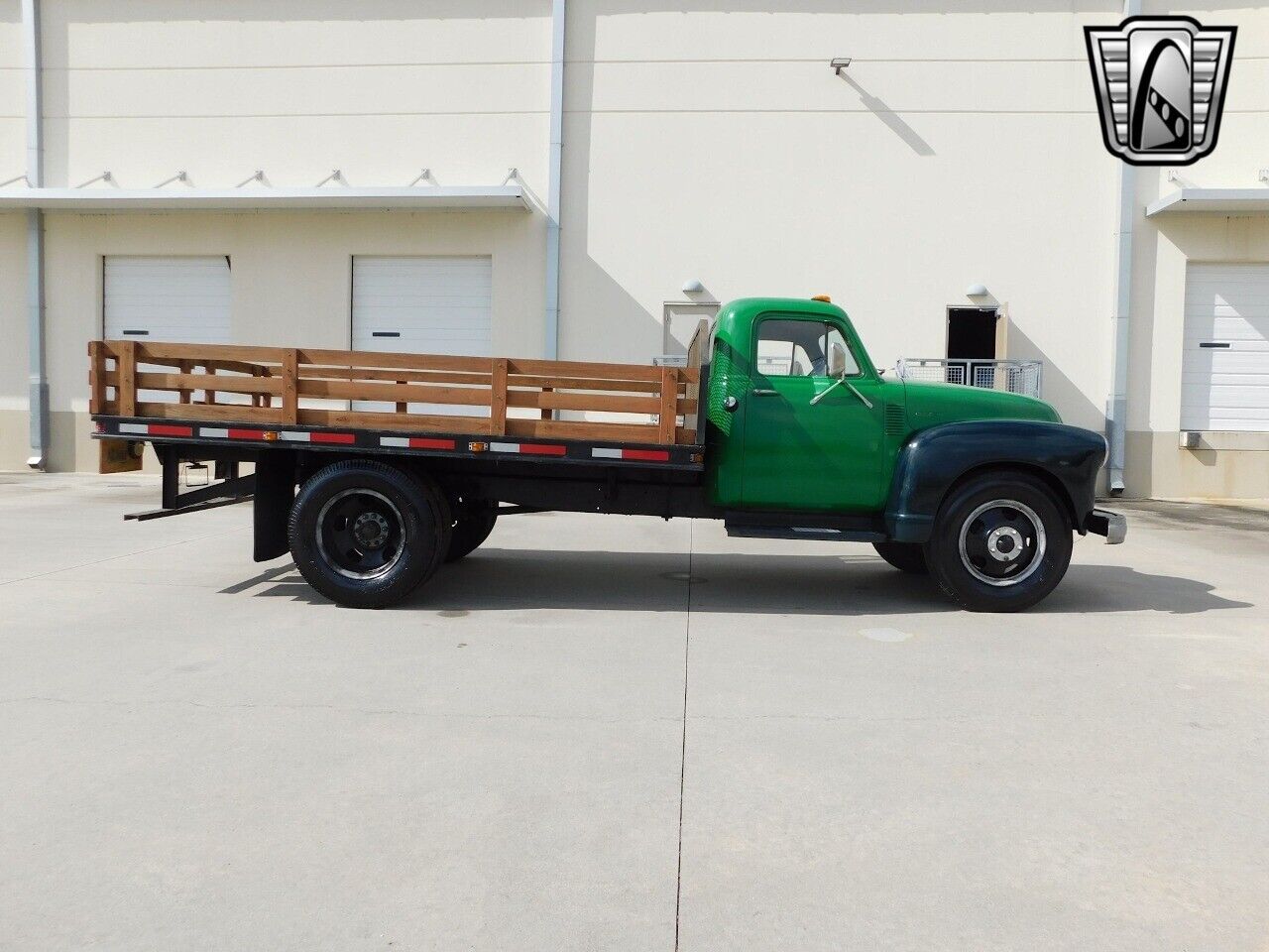 Chevrolet-2-12-Ton-Flatbed-1952-4