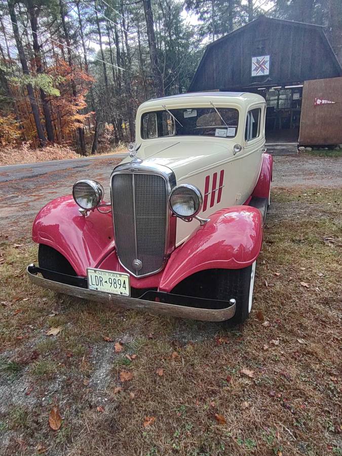 Chevrolet-2-door-sedan-1933-8