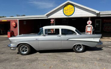 Chevrolet-210-1957-2