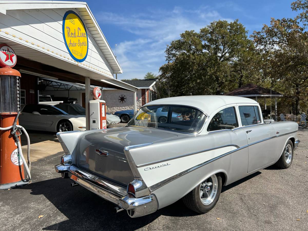 Chevrolet-210-1957-5