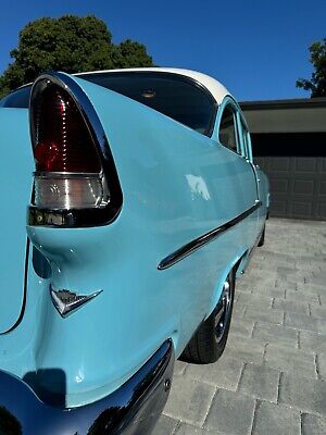 Chevrolet-210-Coupe-1955-10