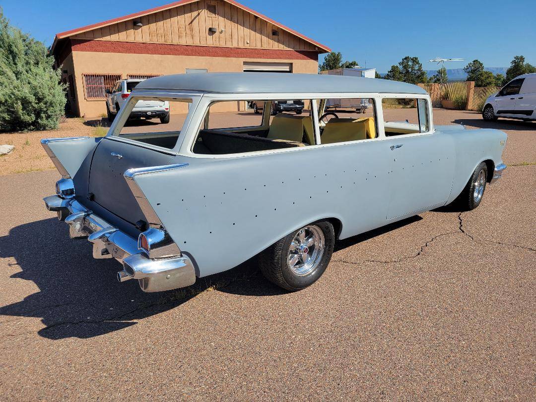 Chevrolet-210-handyman-1957-4