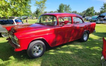 Chevrolet-210-sedan-1955-12