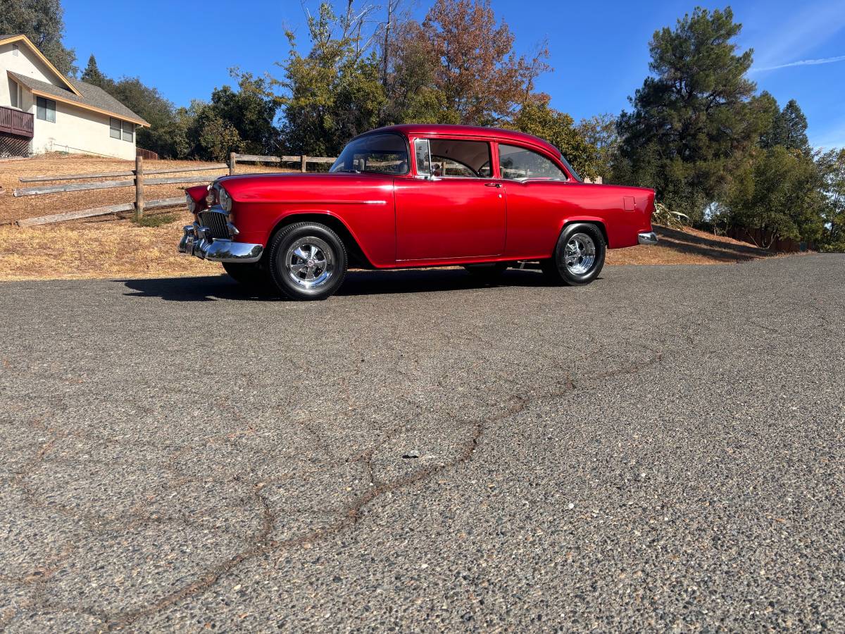 Chevrolet-210-sedan-1955-14