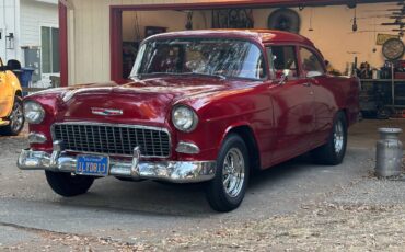 Chevrolet-210-sedan-1955