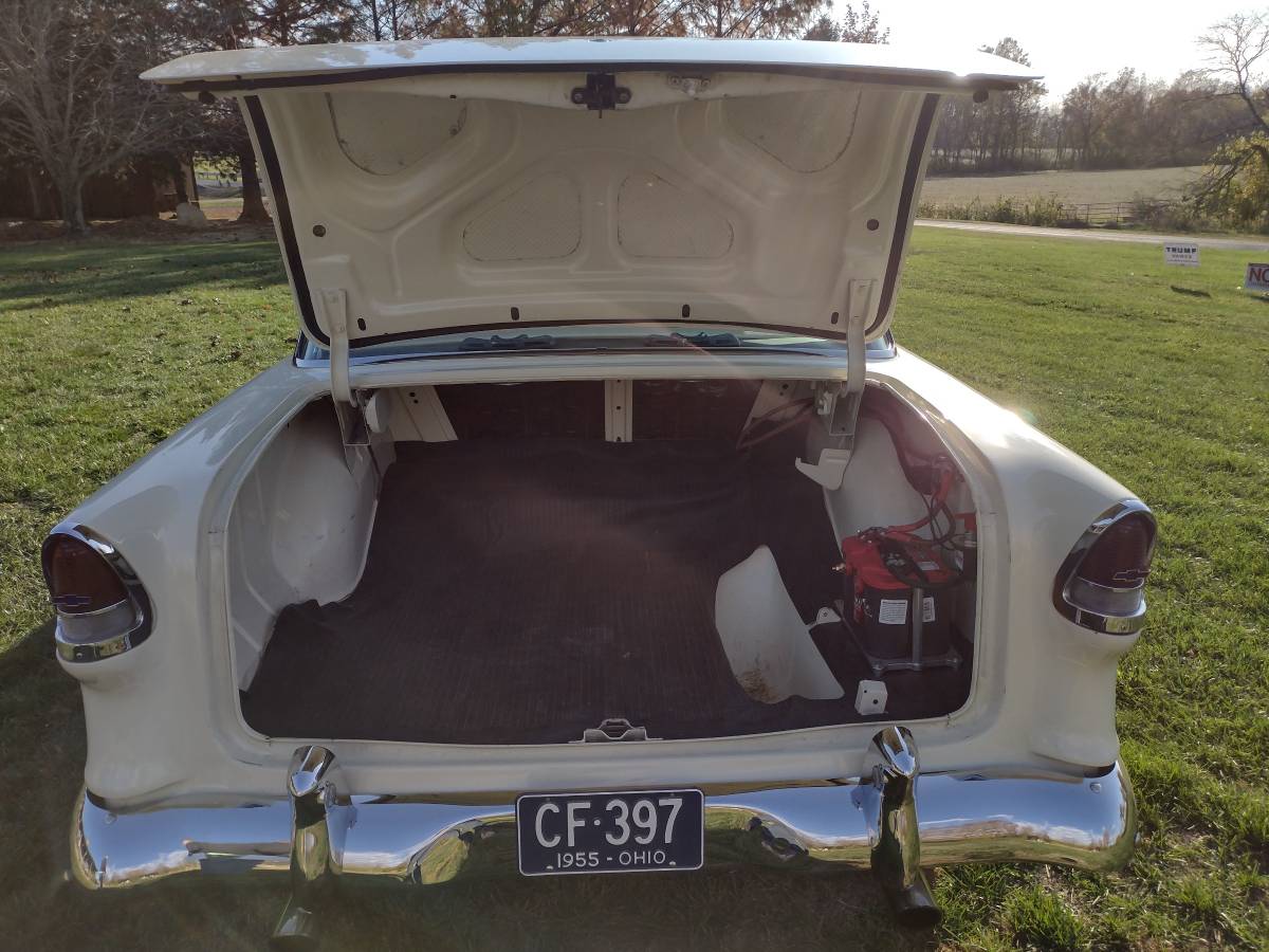 Chevrolet-210-sedan-1955-6