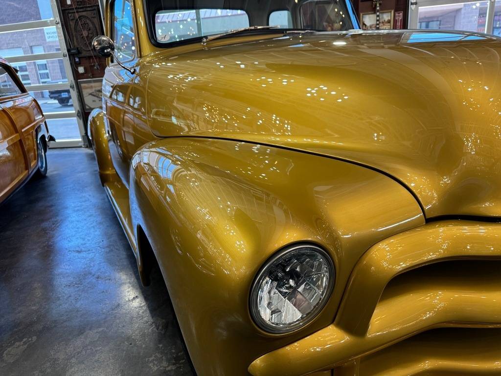 Chevrolet-3100-5-window-custom-p-1954-8