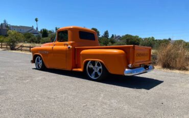 Chevrolet-3100-pickup-1955-10