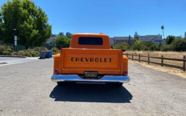 Chevrolet-3100-pickup-1955-11