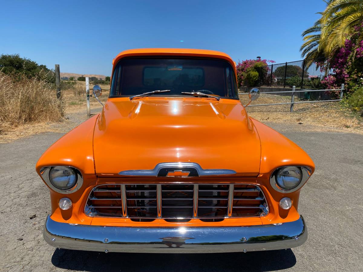 Chevrolet-3100-pickup-1955-13