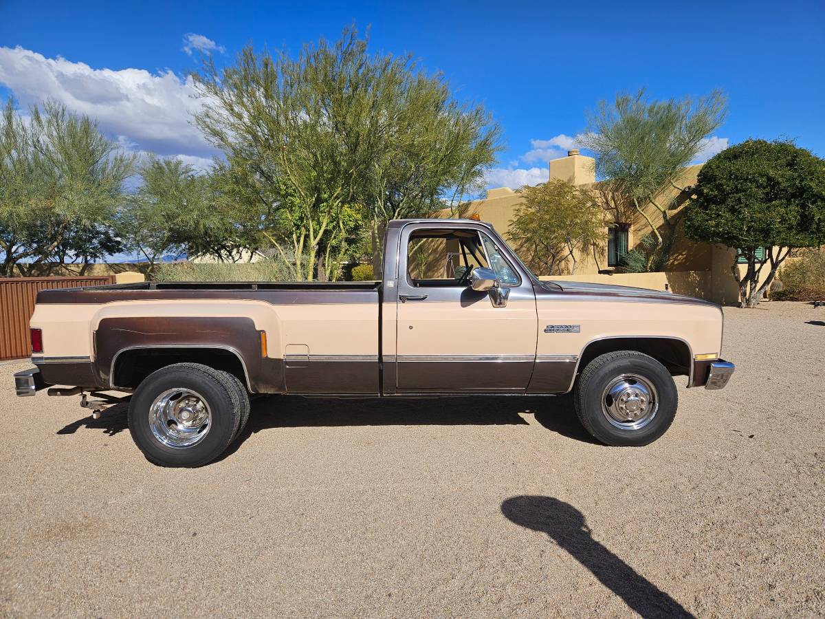 Chevrolet-3500-1984-3