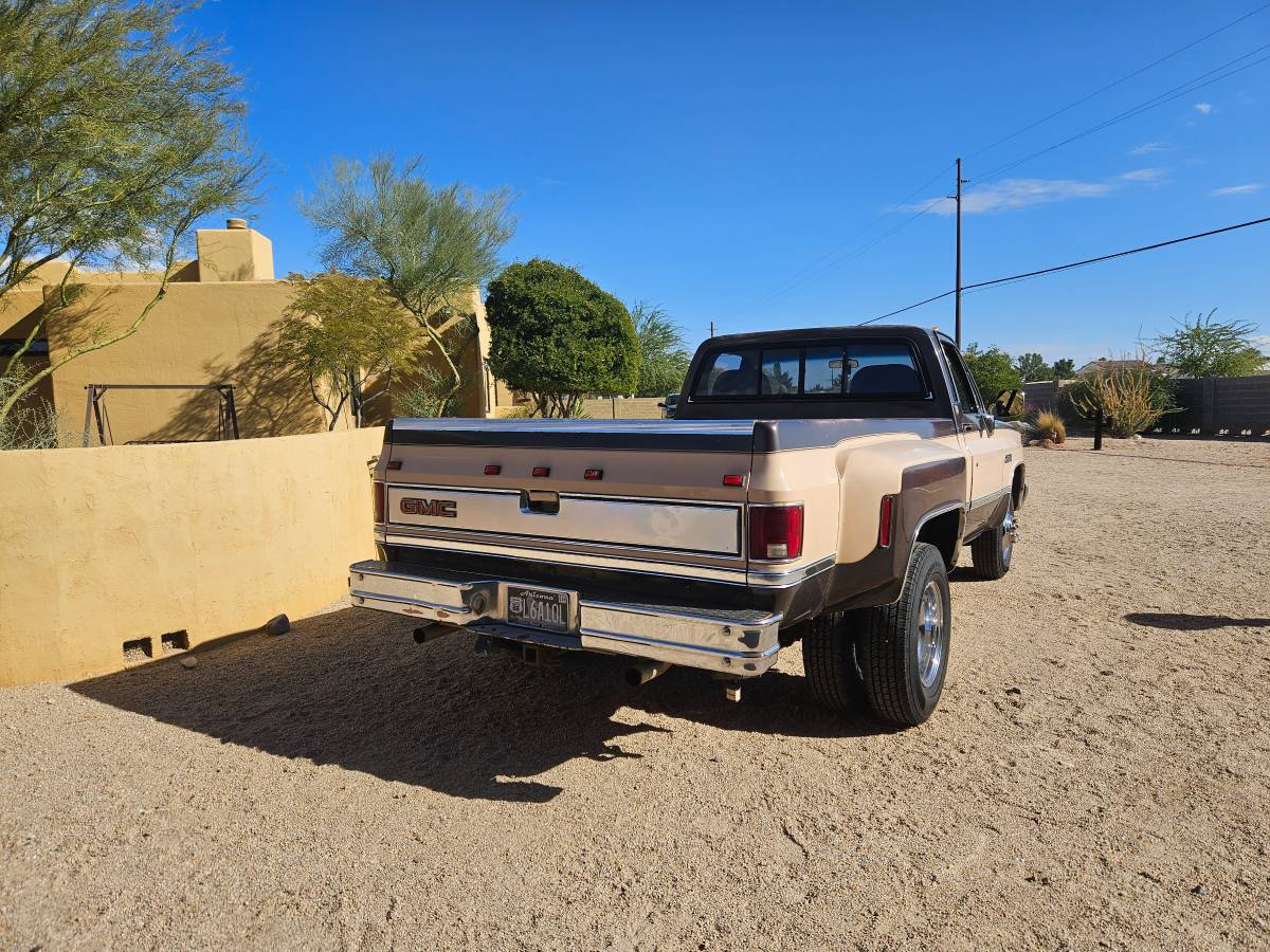 Chevrolet-3500-1984-4