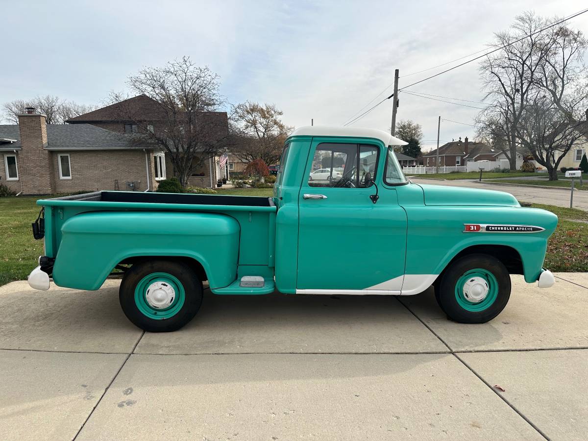 Chevrolet-Apache-1959-5