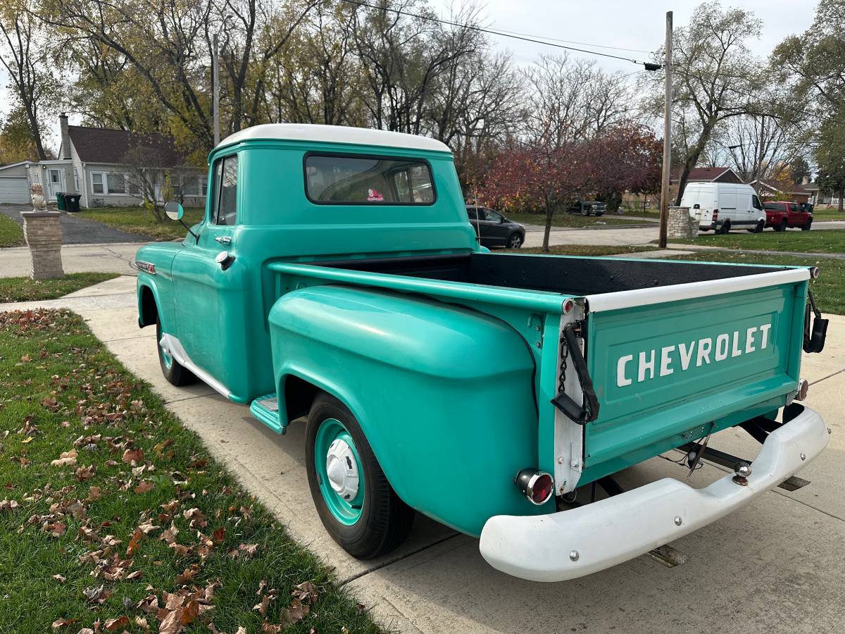 Chevrolet-Apache-1959-8