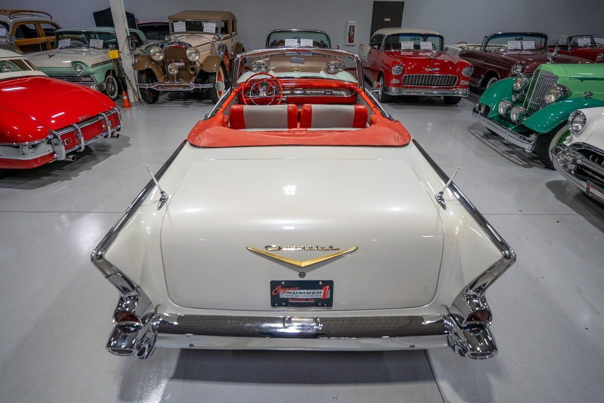 Chevrolet-Bel-Air-Convertible-Fuelie-Cabriolet-1957-9