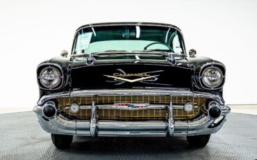 Chevrolet-Bel-Air-Hardtop-Coupe-1957-1