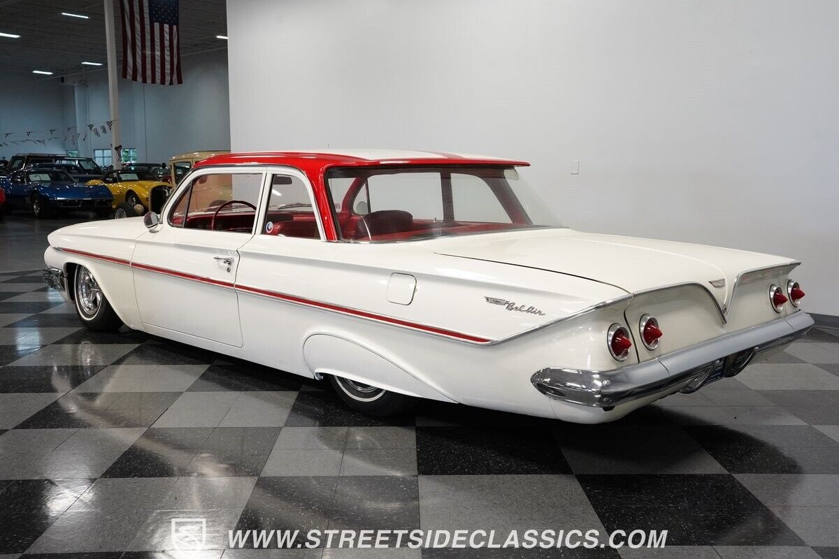 Chevrolet-Bel-Air150210-Berline-1961-9