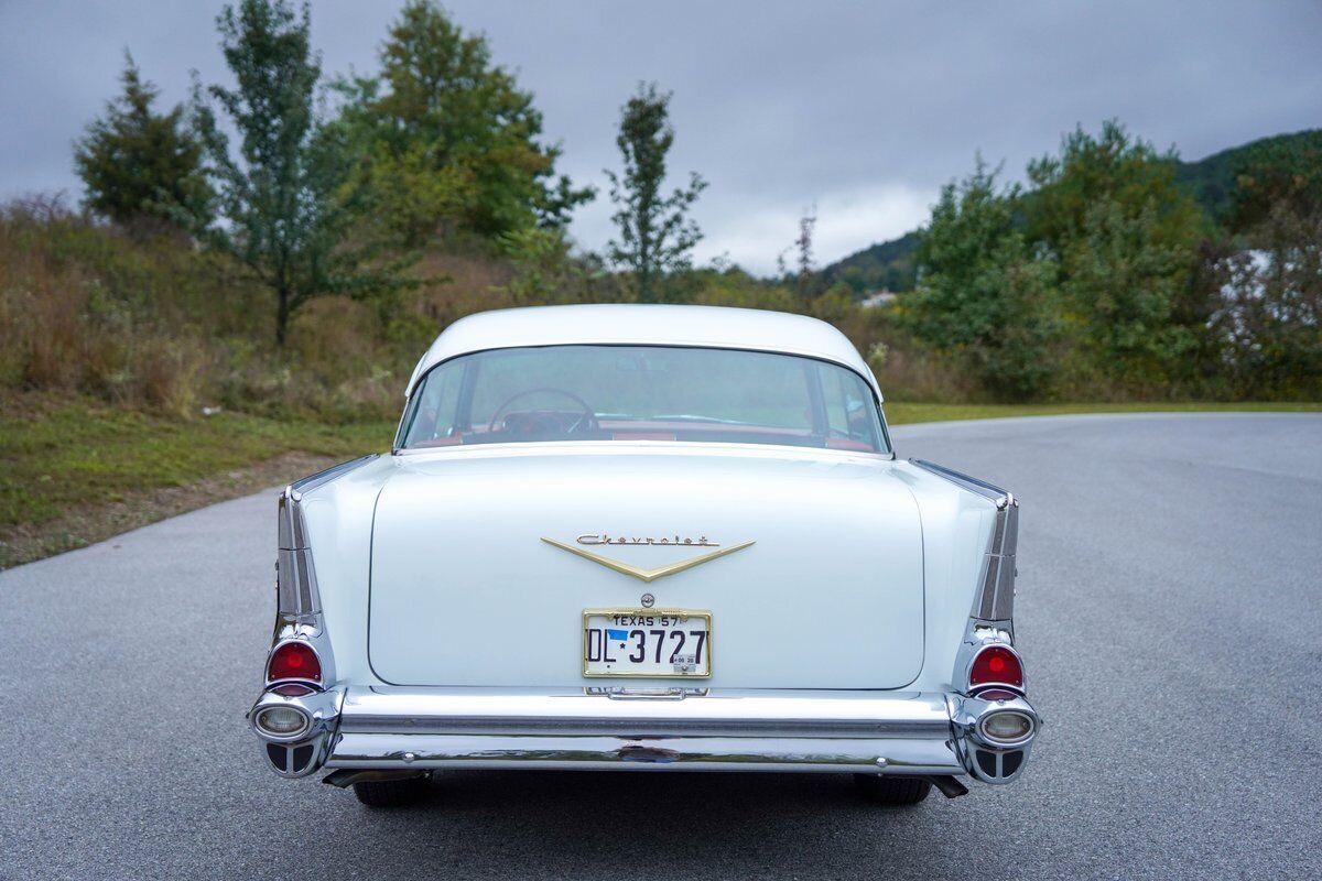 Chevrolet-Bel-Air150210-Coupe-1957-12