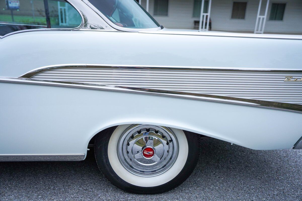 Chevrolet-Bel-Air150210-Coupe-1957-33