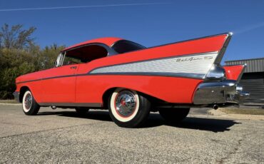 Chevrolet-Bel-air-with-power-pack-1957-3