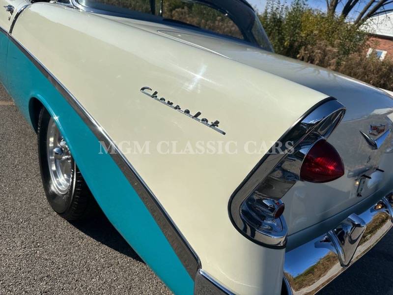 Chevrolet-Belair-1956-10