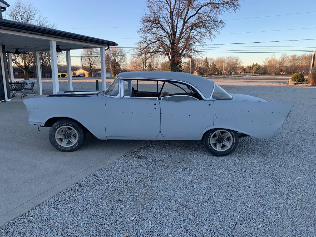 Chevrolet-Belair-1957-8