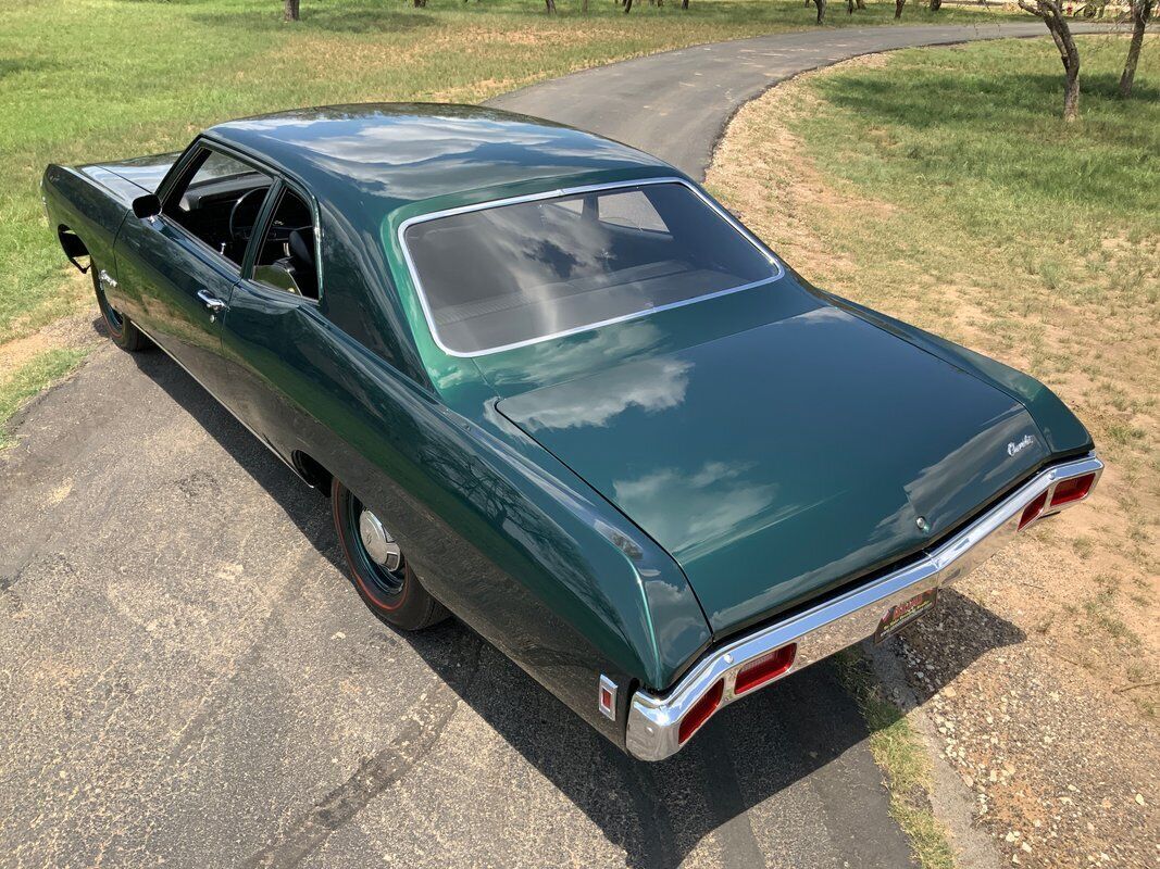 Chevrolet-Biscayne-Coupe-1969-2