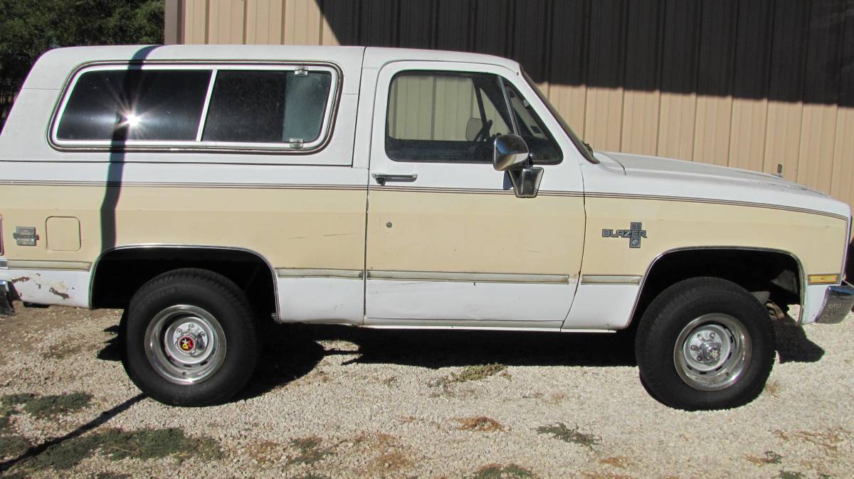 Chevrolet-Blazer-12-ton-1984-8