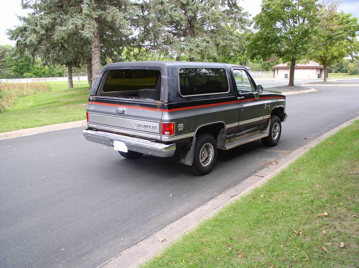 Chevrolet-Blazer-1986-20