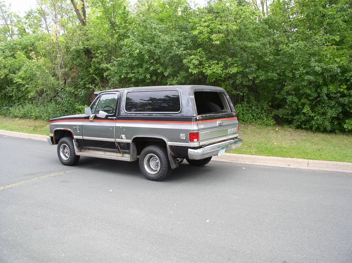 Chevrolet-Blazer-1986-3