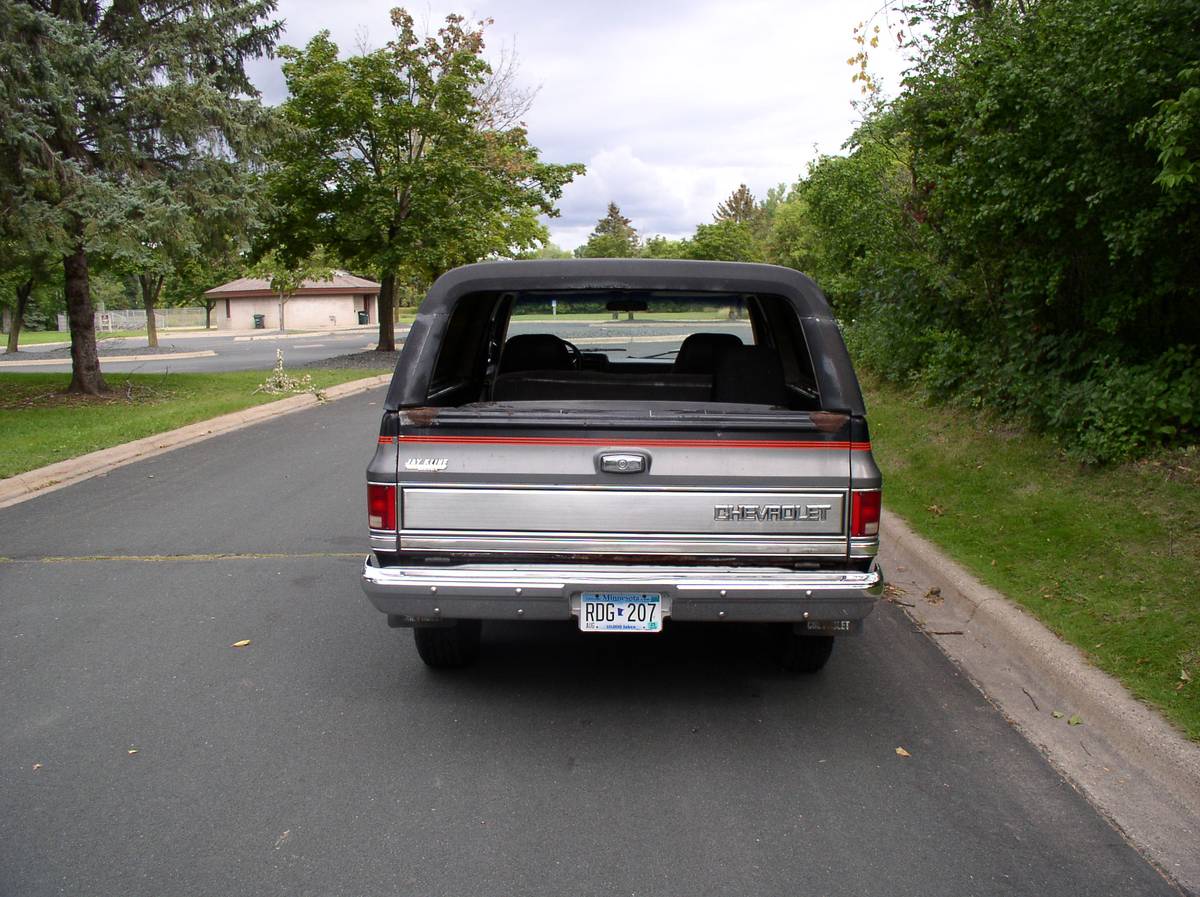 Chevrolet-Blazer-1986-4