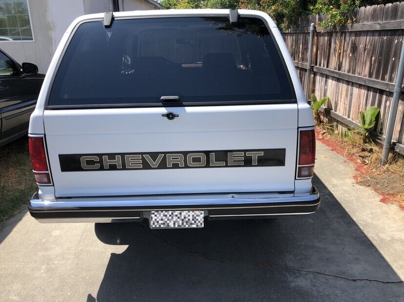 Chevrolet-Blazer-SUV-1988-2